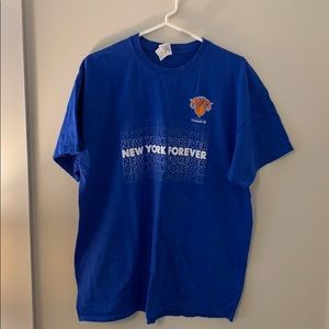 Knicks t shirt